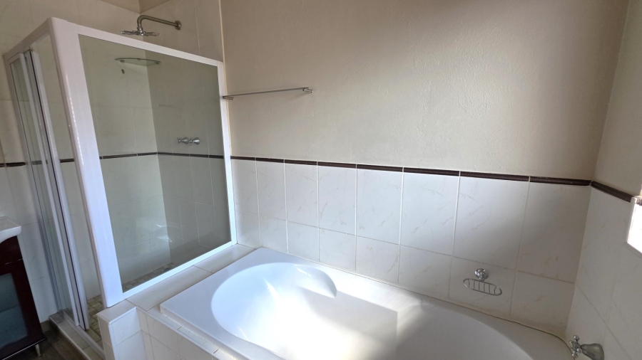 3 Bedroom Property for Sale in Xanadu Eco Park North West